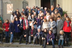 Foto di gruppo davanti alla Chiesa di Sant'Anna dei Lombardi